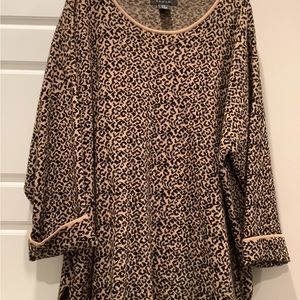 TAHARI Leopard Sweater
